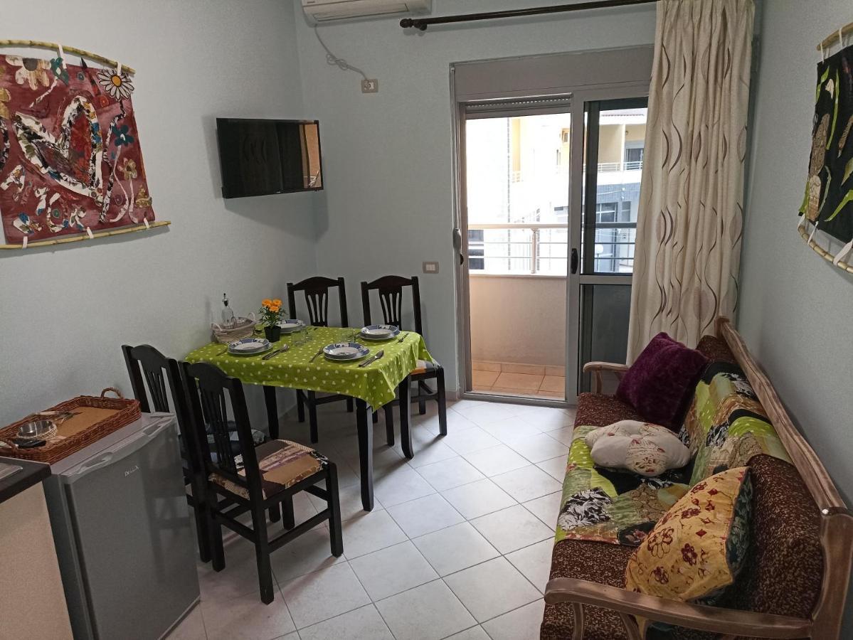 10 Apartmants Olimpia Mir Дуррес Екстер'єр фото
